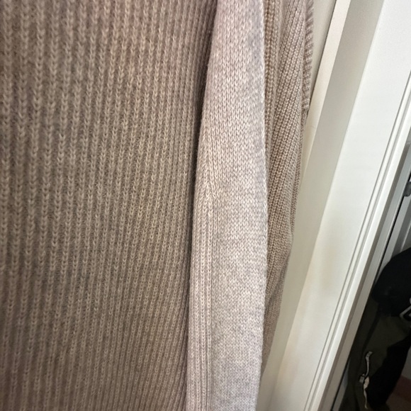 Gap Knit Cardigan - Picture 10 of 10
